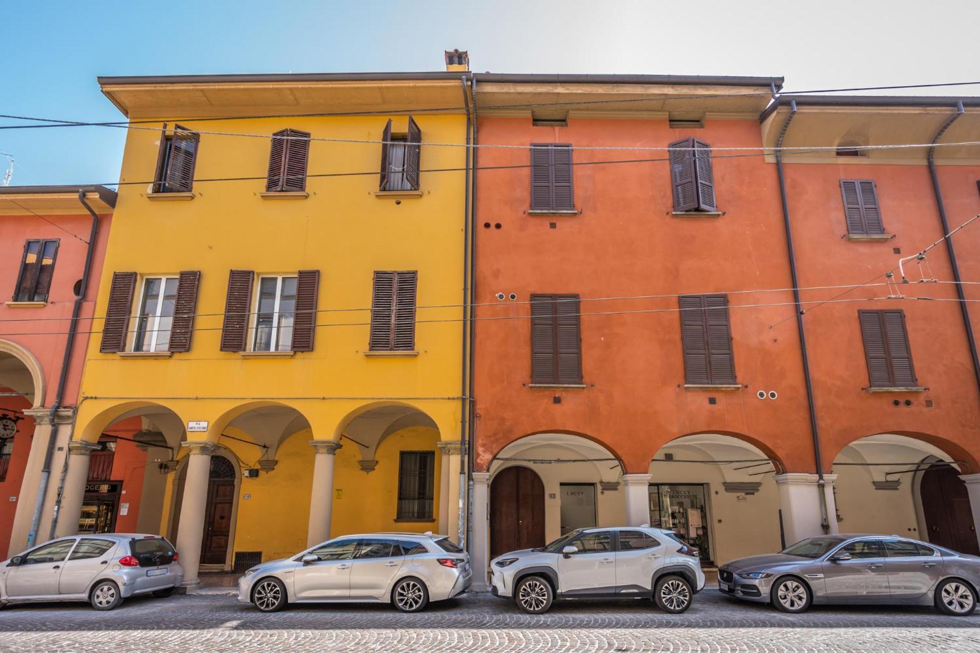 Ab Plus - Via Santo Stefano 62 Bologna Eksteriør bilde