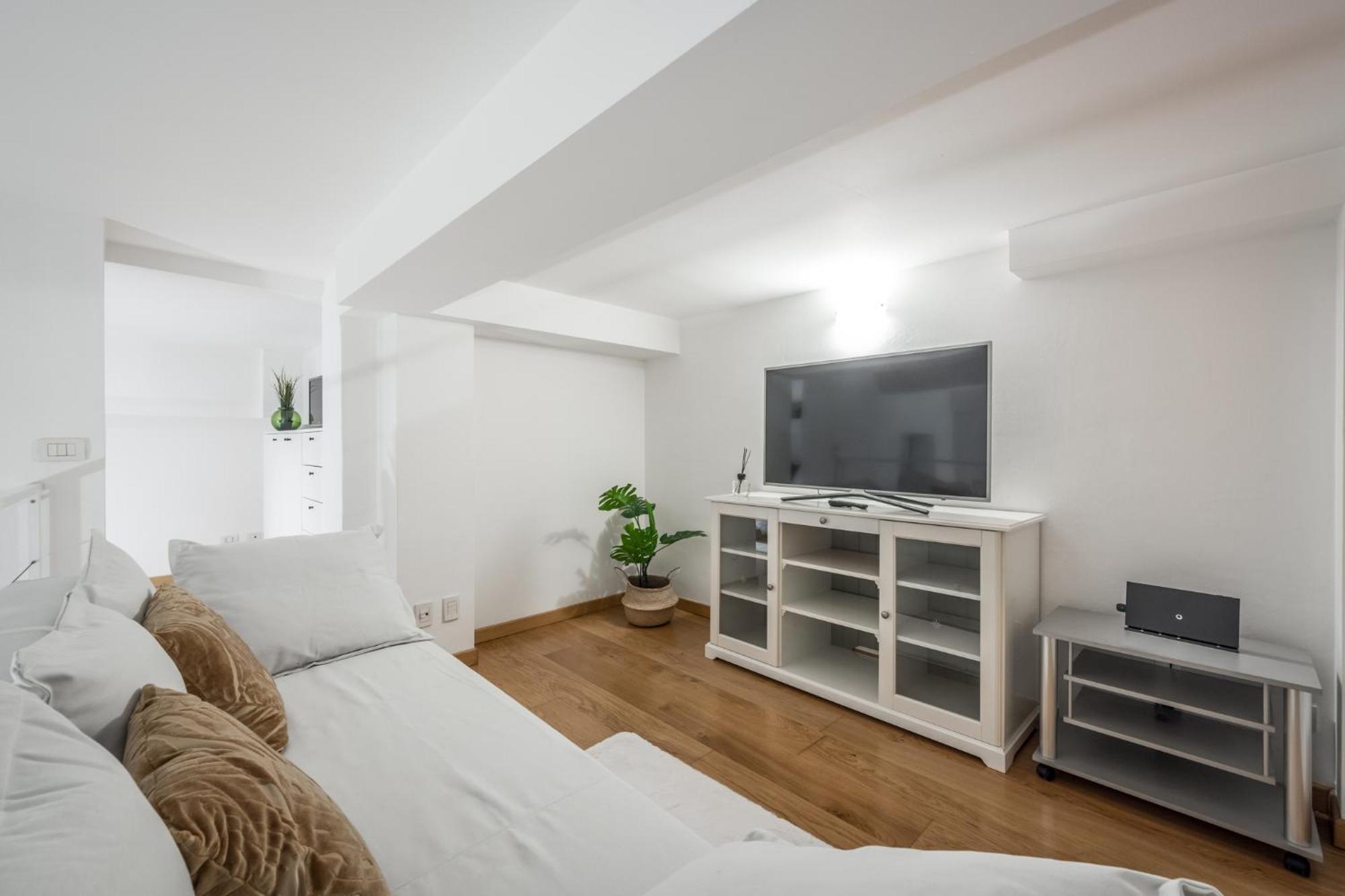 Ab Plus - Via Santo Stefano 62 Bologna Eksteriør bilde